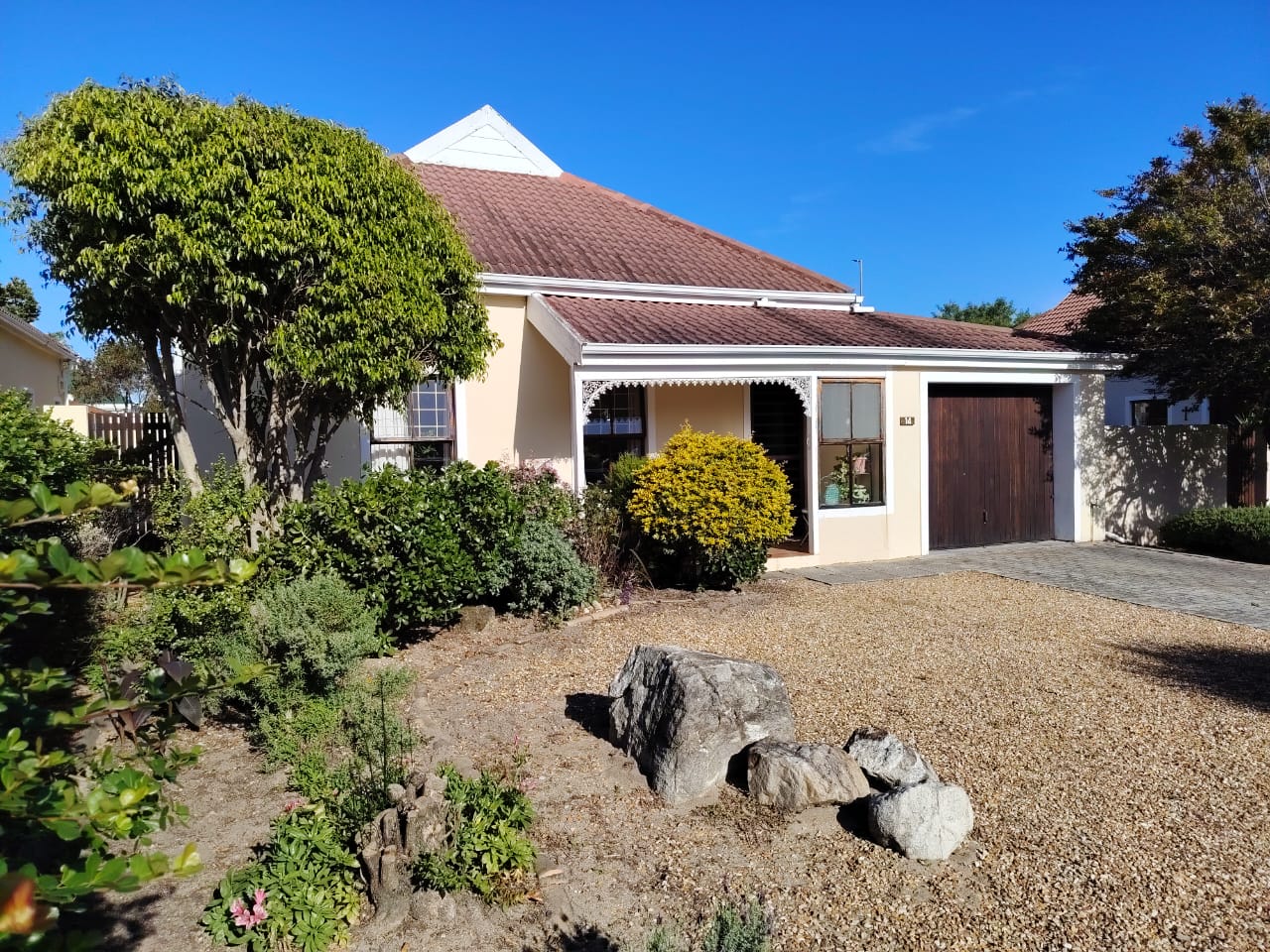 14 Protea Park, Bergsig Street, Sandbaai